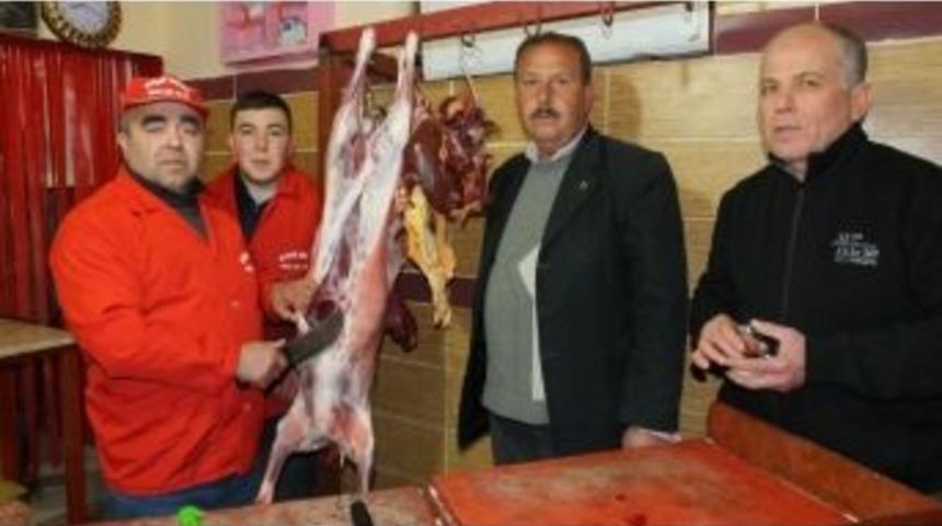 Ağacık&rsquo;da Kasap Hareketliliği