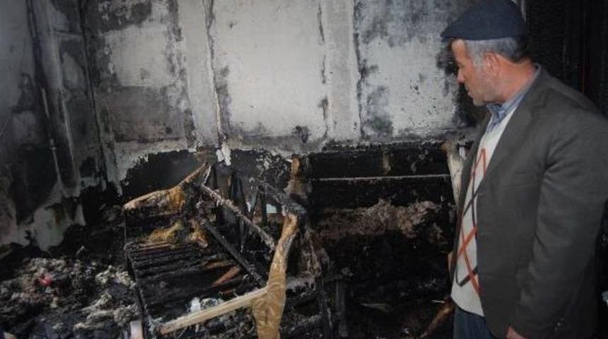 Yangında &Ouml;len Kardeşler Toprağa Verildi