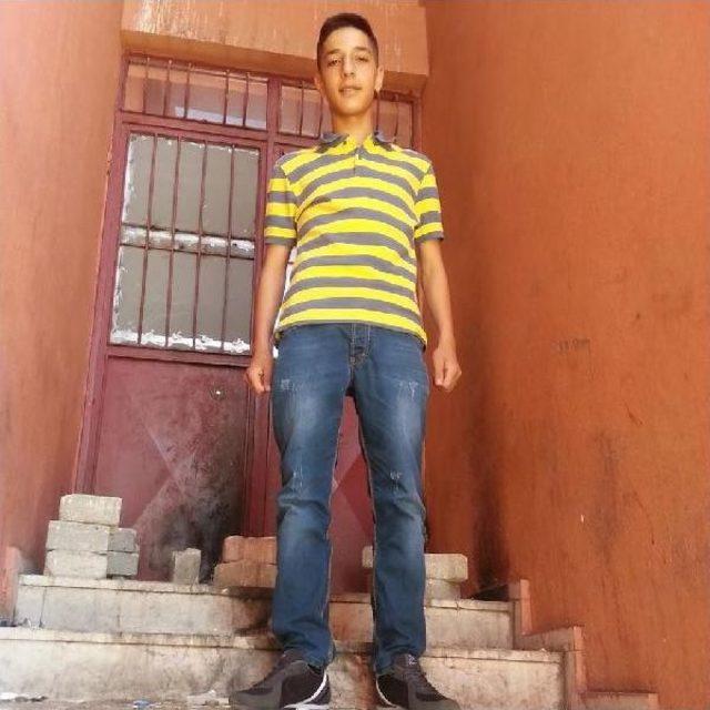 17 Yaşındaki Liseli, Sınıf Arkadaşını 17 Bı&ccedil;ak Darbesiyle &Ouml;ld&uuml;rd&uuml; (2) 1