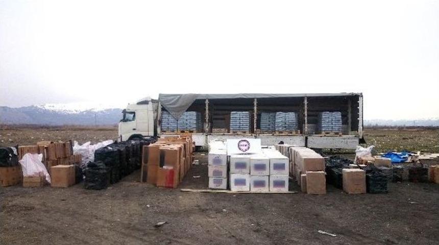 Erzincan&rsquo;da 277 Bin 380 Paket Ka&ccedil;ak Sigara Ele Ge&ccedil;irildi