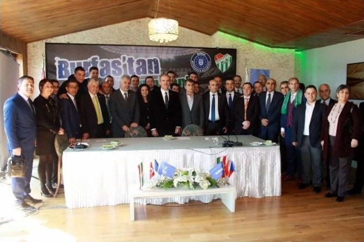 Burfaş&rsquo;tan Timsaha Pasta Desteği