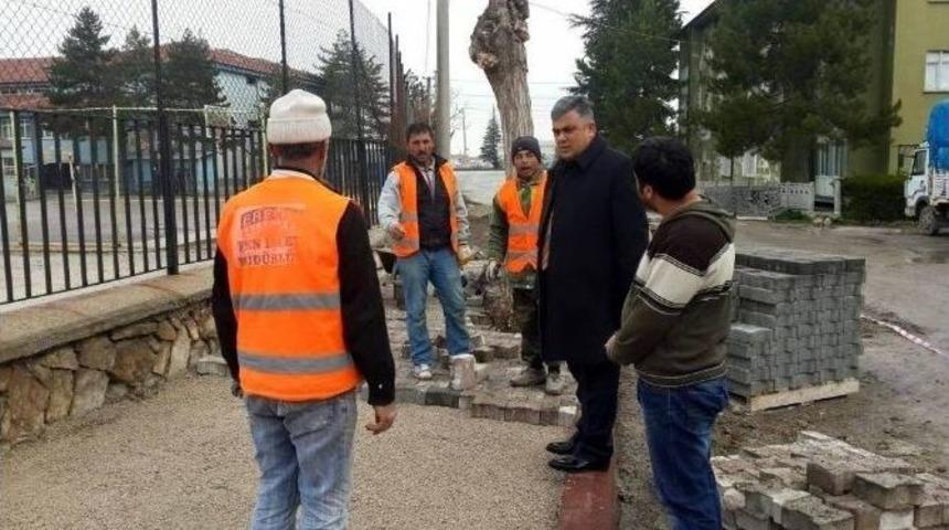Kaldırımı Olmayan Cadde Ve Sokaklar Kaldırıma Kavuşuyor