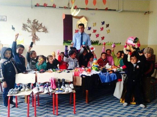 &Ouml;ğrencilere Giyim Ve Kırtasiye Yardımı 2