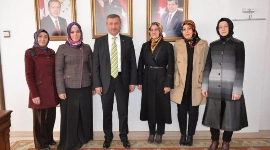 Başkan &Ouml;zgevrek Ve Y&ouml;netim Kurulu &Uuml;yeleri Vali Yılmaz&rsquo;ı Ziyaret Etti