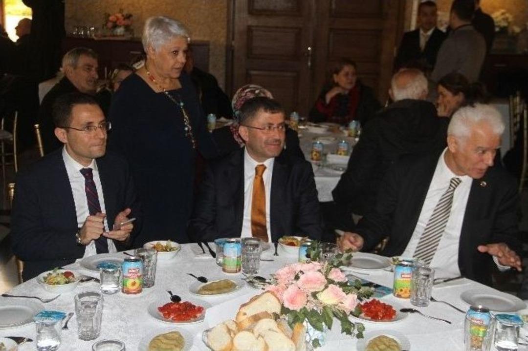 Başkan T&uuml;rkmen Yaşlılarla Buluştu