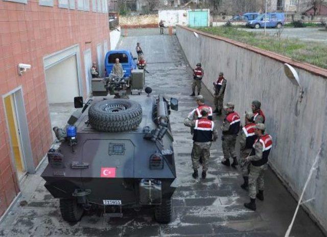 Boğazları Kesilerek Öldürülen Anne Ile Oğulu Toprağa Verildi (3)