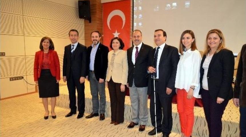 Gaziantep Aile Ve Sosyal Politikalar İl M&uuml;d&uuml;rl&uuml;ğ&uuml;nden &ldquo;yaşlılar Haftası&rdquo; Paneli