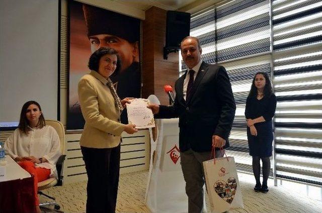 Gaziantep Aile Ve Sosyal Politikalar İl M&uuml;d&uuml;rl&uuml;ğ&uuml;nden &ldquo;yaşlılar Haftası&rdquo; Paneli 2