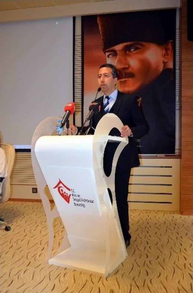 Gaziantep Aile Ve Sosyal Politikalar İl M&uuml;d&uuml;rl&uuml;ğ&uuml;nden &ldquo;yaşlılar Haftası&rdquo; Paneli 3