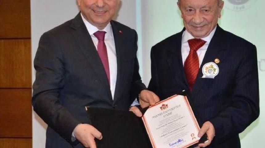 Prof. Dr. Hikmet Sami T&uuml;rk'e 'ankara &Uuml;niversitesi &Ccedil;ınarı' Unvanı Verildi