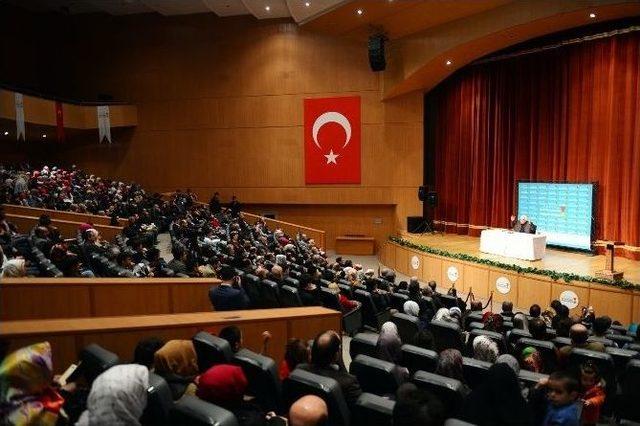 “inancın Zaferi Çanakkale” Konferansına Yoğun İlgi