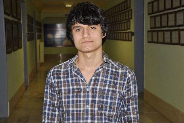 Ygs İkincisi İzmir&rsquo;den 1