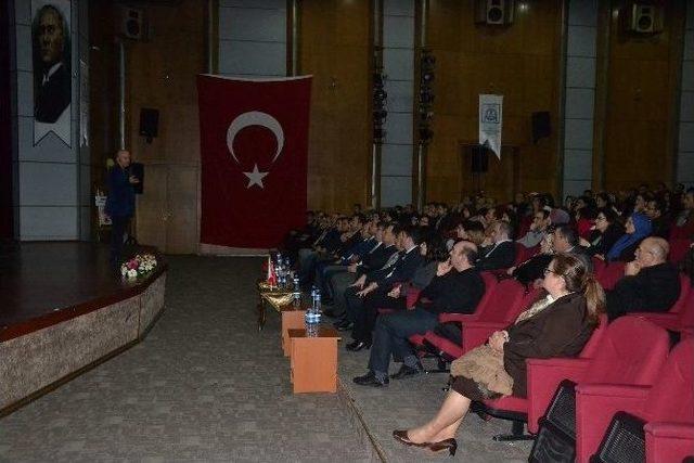 Makina M&uuml;hendislerinden &Ccedil;anakkale Konferansı 1