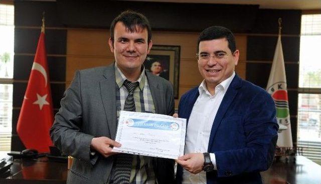 G&ouml;rme Engelli Y&uuml;z&uuml;c&uuml;lerin B&uuml;y&uuml;k Başarısı 1