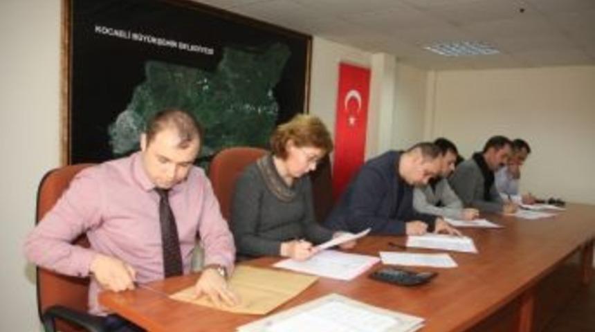 Değirmendere K&ouml;pr&uuml;l&uuml; Kavşağına Yaya Korkuluğu