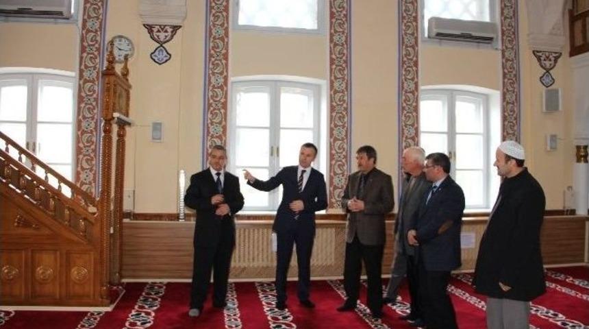 Karabekir Camii Yenilendi