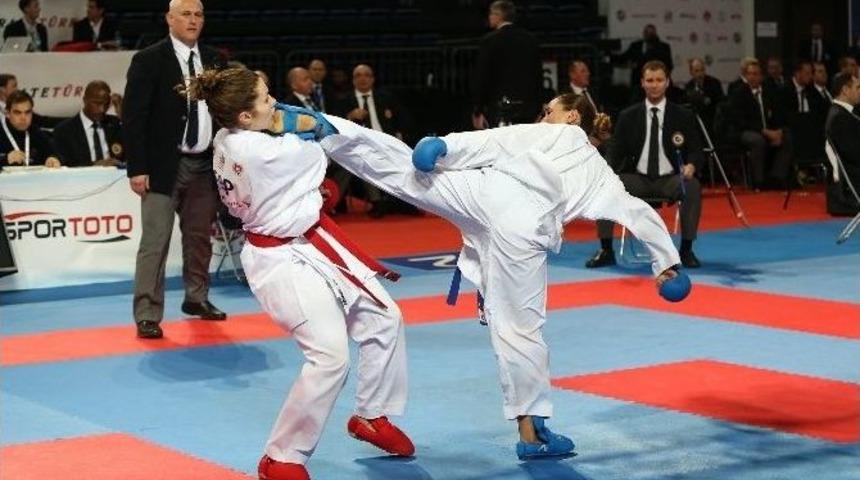 Karate Şampiyonası&rsquo;nda Kağıtspor Kasırgası