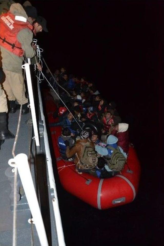 Ege Denizinde Son Üç Ayda 12 Bin 884 Sığınmacı Kurtarıldı