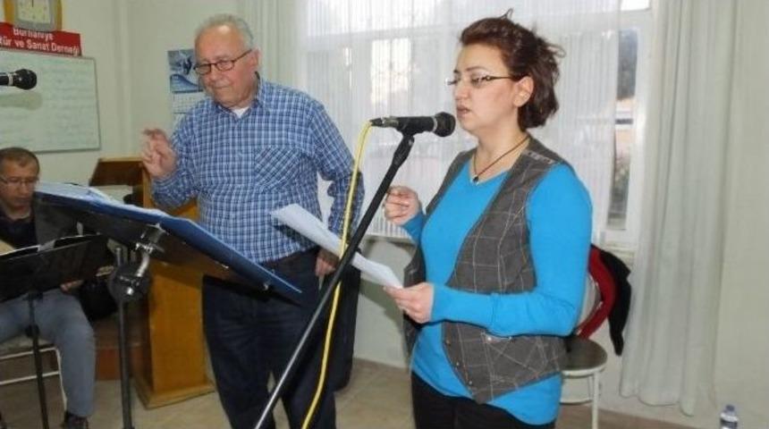 Burhaniyeli Amat&ouml;rler Bahar Konserine Hazırlanıyorlar