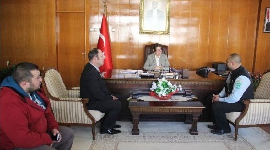 Sporculardan Vali &Ccedil;etinkaya&rsquo;ya &rsquo;hayırlı Olsun&rsquo; Ziyareti