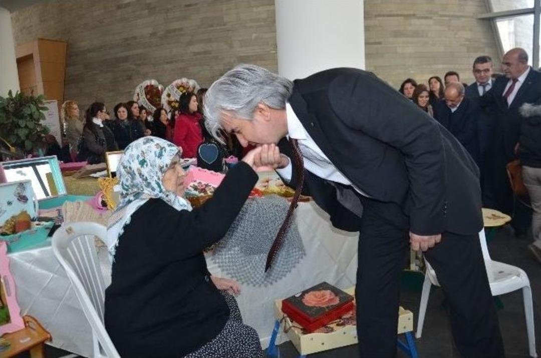 &Ouml;m&uuml;rleri Sergiyi G&ouml;rmeye Yetmedi