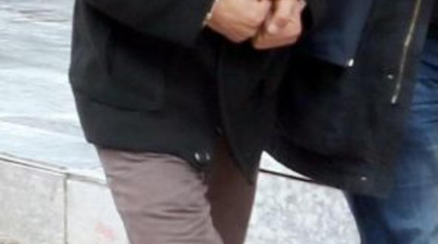 Parktaki Yan Bakma Cinayetinde 4 G&ouml;zaltı