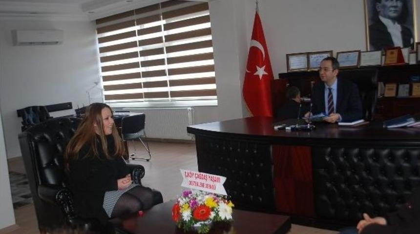 &Ccedil;ağdaş Yaşamı Destekleme Derneği&rsquo;nden &Ccedil;erkezk&ouml;y Kaymakamı Kubilay&rsquo;a Ziyaret