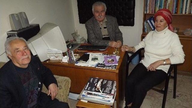 İstanbullu Kadın Şairden Eskişehir Şairler Derneği’ne Ziyaret