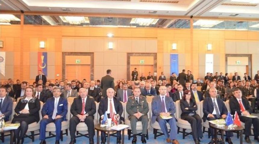 Kadına Y&ouml;nelik Şiddet &Ccedil;alıştayı