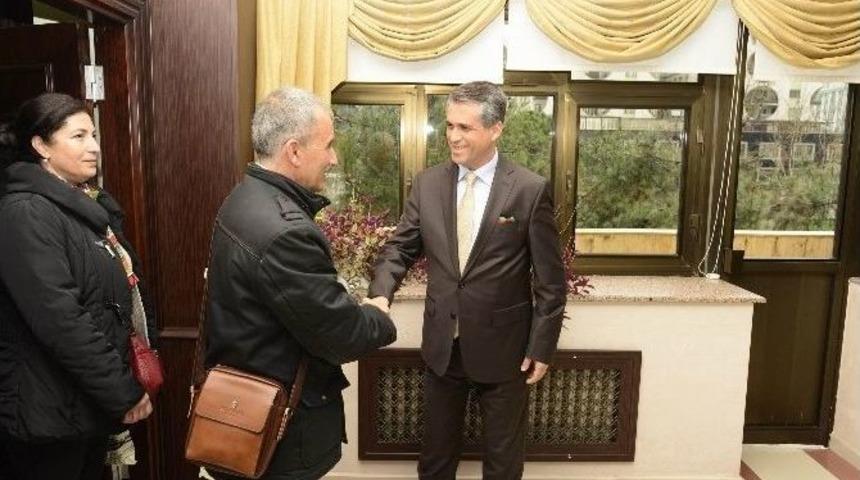 B&uuml;y&uuml;kel&ccedil;ilerden Eşbaşkanlara Nevruz Ziyareti