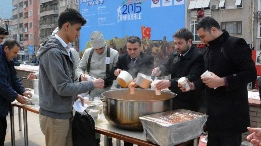 Temsili Askerlerden Buğday &Ccedil;orbası İkramı