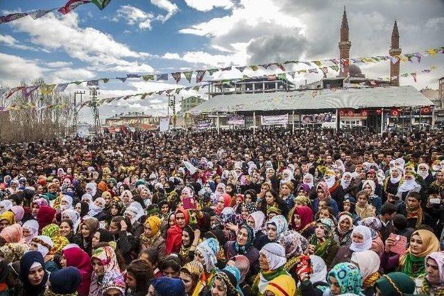 Ahlat’ta Nevruz Kutlaması