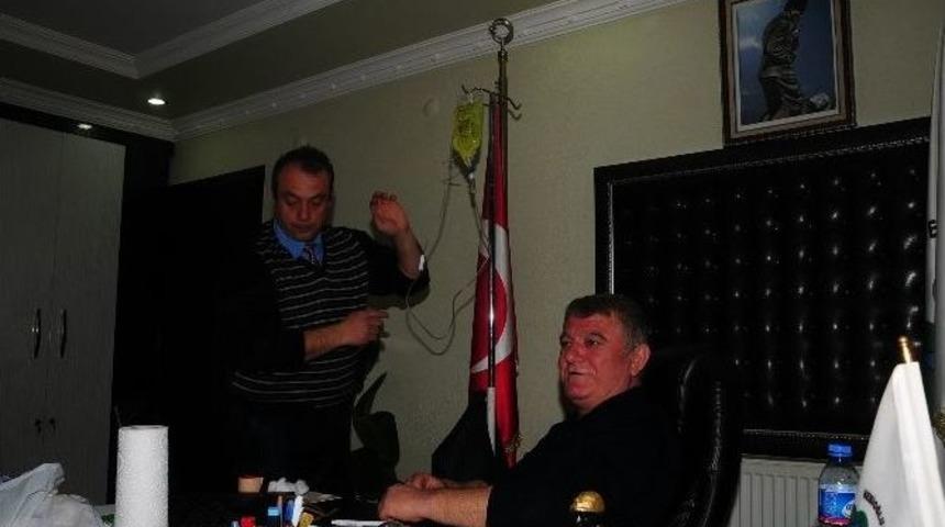 Belediye Başkanı Toplantıda Fenalaştı