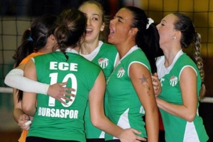 Ebru Sertbay tacı kaptı, eğlenceye aktı G3