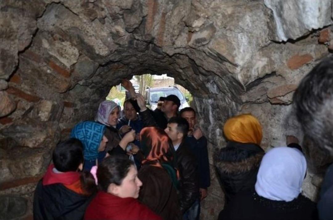 (&ouml;zel Haber) Efsane Kalede S&uuml;t İzdihamı