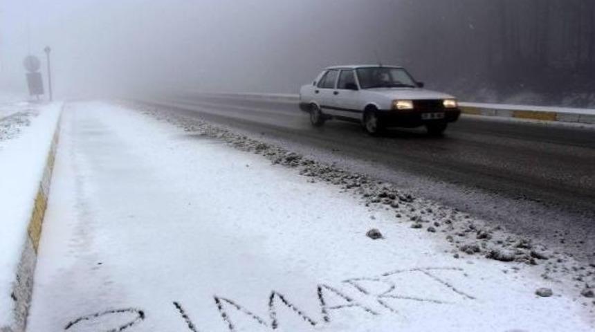 Bolu Dağı'nda Kar Ve Sis