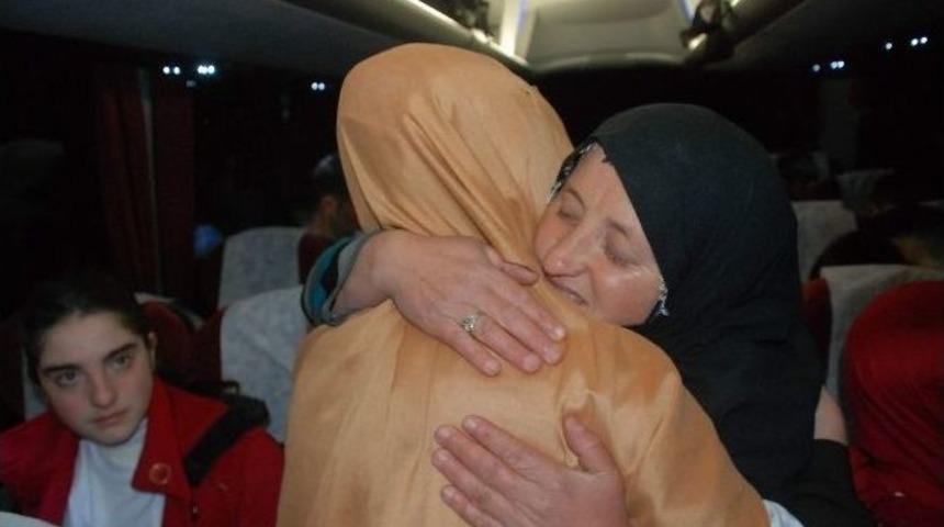 T&ouml;renle &Ccedil;anakkale&rsquo;ye Uğurlandılar