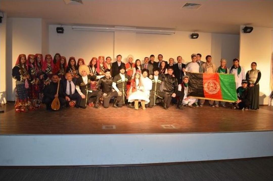 Kula&rsquo;da Nevruz Bayramı Coşkusu