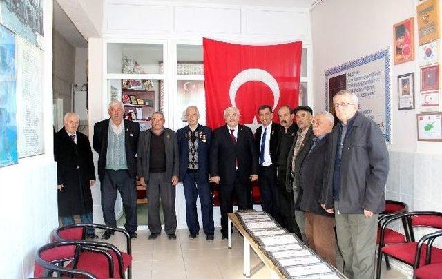 Mithat Ekici, Muharip Gaziler Derneği’ni Ziyaret Etti