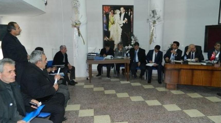 Doğanşehir&rsquo;de Geriye D&ouml;n&uuml;k Bor&ccedil;lanmaya Tepki