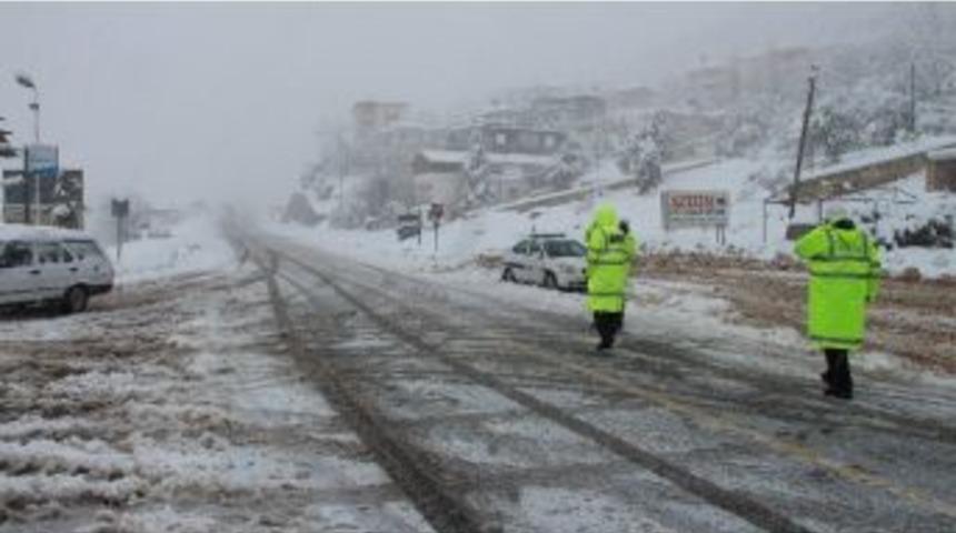 Sertavul Ge&ccedil;idi Zincirsiz Ge&ccedil;it Vermiyor