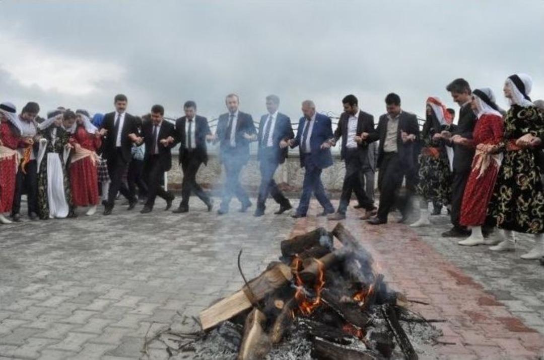 Siirt&rsquo;te Resmi Nevruz Kutlandı