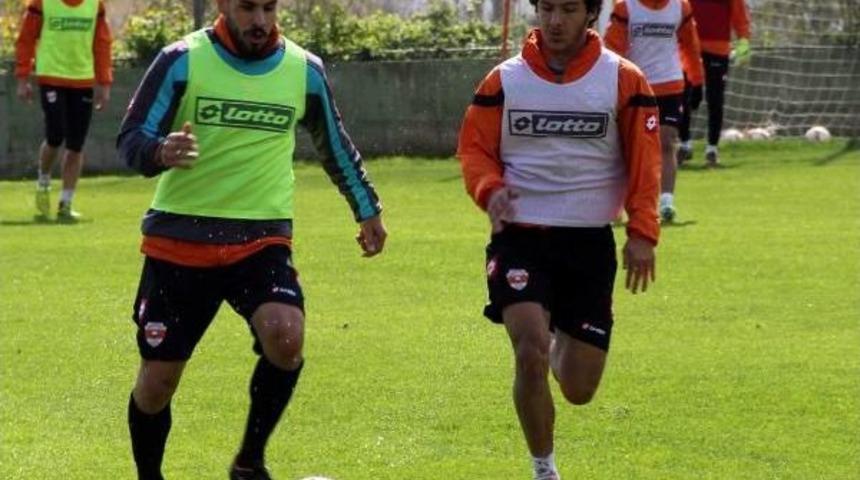 Adanaspor, Altınordu Hazırlıklarını S&uuml;rd&uuml;rd&uuml;