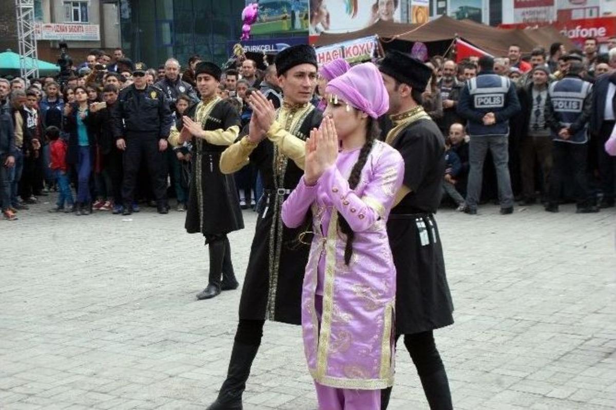 D&ouml;rt &Uuml;lkeden Ortak Nevruz Kutlaması