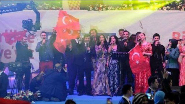 Davutoğlu ndan "memleketim" Şarkısı 1