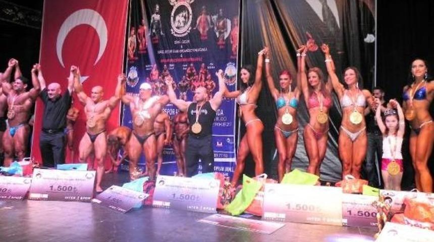 V&uuml;cut Şampiyonlarının Şov Gecesi