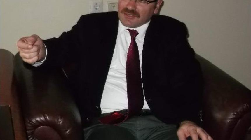 İskenderoğlu Yeni T&uuml;rkiye Ve Yeni Anayasa S&uuml;recine Destek Olmak İstiyor