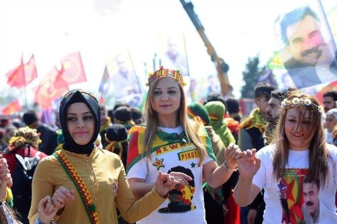 İstanbul&rsquo;da Nevruz Coşkusu