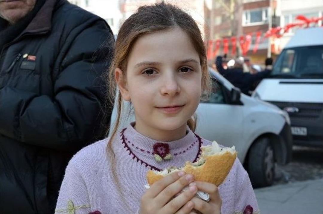 Silivri, Hamsi Ve Horona Doydu