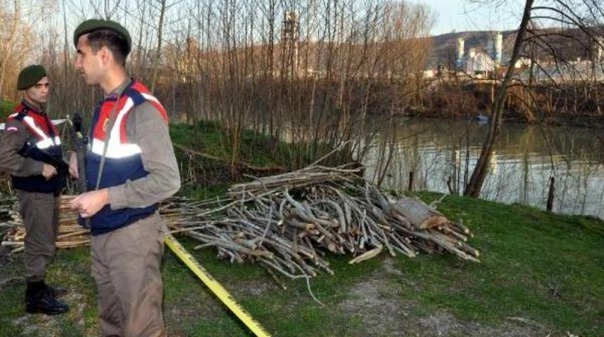 Irmağa D&uuml;şen &Ccedil;aycının Cesedi 22 G&uuml;n Sonra Bulundu